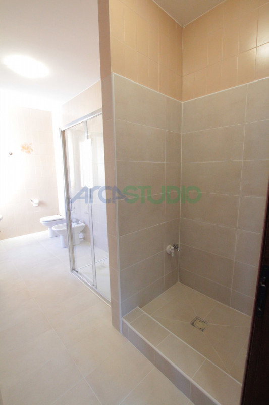 Caldogno - Rettorgole: posto in zona tranquilla con vista sul verde, proponiamo in locazione un a...