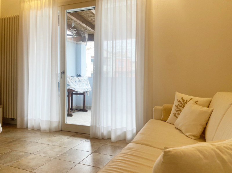 (Per INFO Mara 3481536890) A Jesolo, tra piazza Brescia e Piazza Drago, a soli 10 minuti a piedi ...