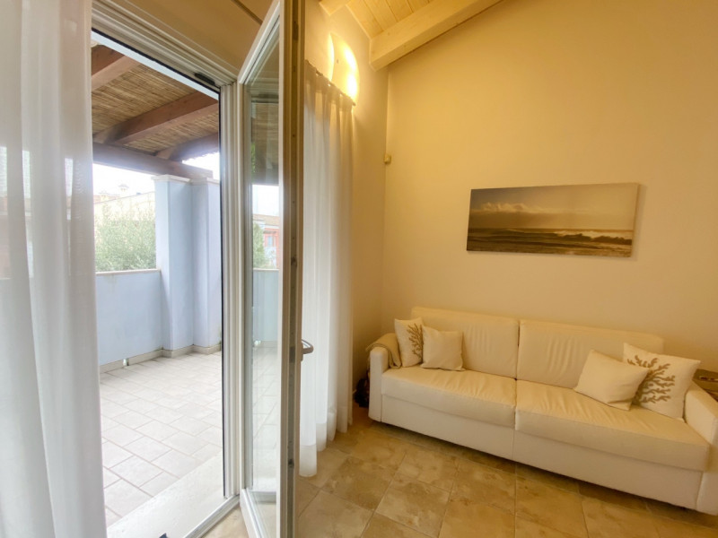 (Per INFO Mara 3481536890) A Jesolo, tra piazza Brescia e Piazza Drago, a soli 10 minuti a piedi ...