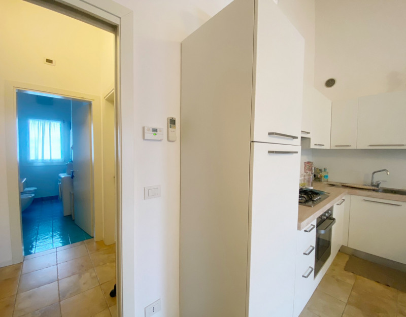 (Per INFO Mara 3481536890) A Jesolo, tra piazza Brescia e Piazza Drago, a soli 10 minuti a piedi ...