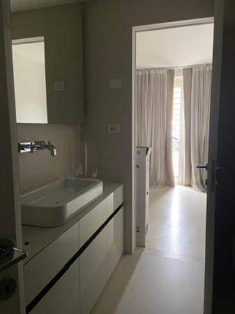 Rif. A.A.28-25

Vendita all'asta - loft con 2 posti auto in data 19 febbraio 2026

Descrizione: t...