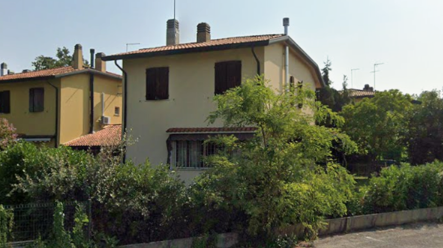 Rif. A.A.36-221

Vendita all'asta - casa a schiera su 3 livelli con giardino in data 20 febbraio ...