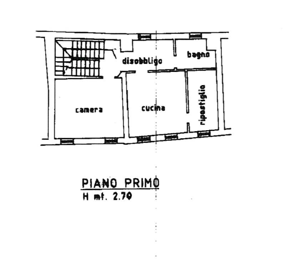 Scopri questa splendida casa a schiera centrale situata nella rinomata zona di Valdobbiadene, un ...
