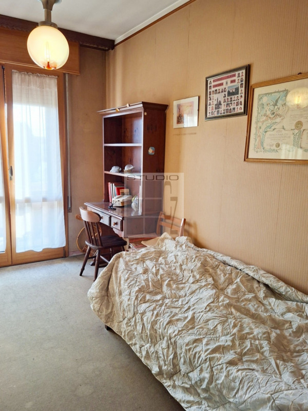 Ecco la casa giusta per te!
Finalmente un'abitazione con stanze ampie e luminose, camere grandi e...