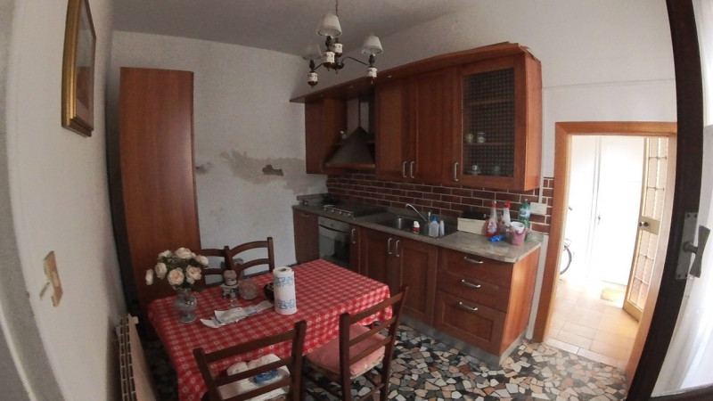 In vendita, appartamento al piano terra di 75 MQ situato nella rinomata zona di Facciolati. Quest...