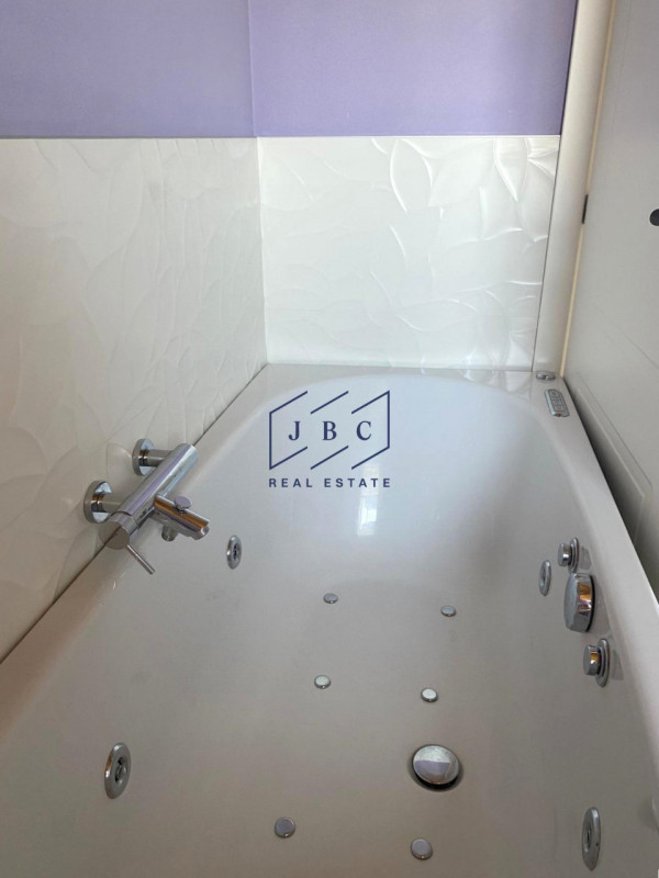 SAN BIAGIO DI CALLALTA - FAGARE’ (TV)
Questa splendida villa di campagna, realizzata secondo i pr...