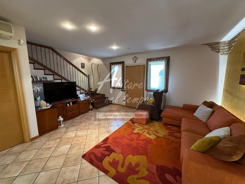 SAN GIORGIO IN BOSCO (PD) - CENTRO 

Vivere il centro senza rinunciare a privacy, spazio e comfor...