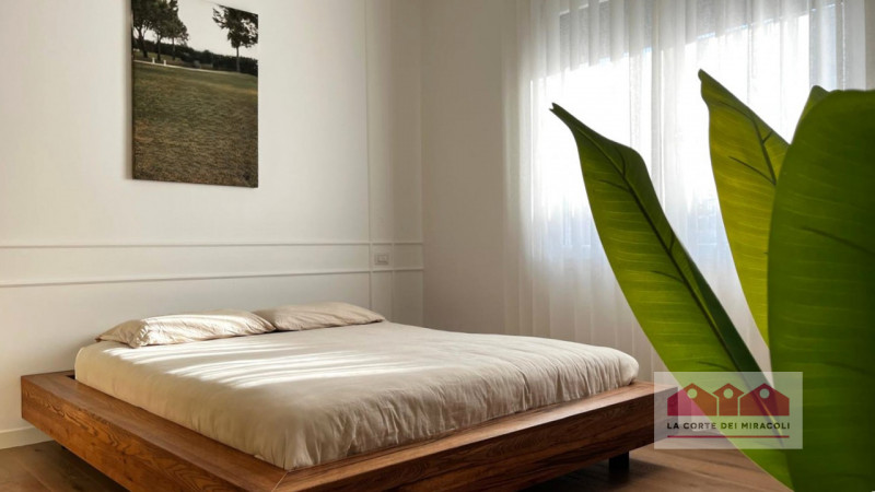 VILLAGGIO MONTE GRAPPA: BICAMERE FINEMENTE ARREDATO AL PIANO PRIMO E COMPOSTO DA AMPIO SOGGIORNO ...