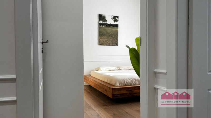 VILLAGGIO MONTE GRAPPA: BICAMERE FINEMENTE ARREDATO AL PIANO PRIMO E COMPOSTO DA AMPIO SOGGIORNO ...