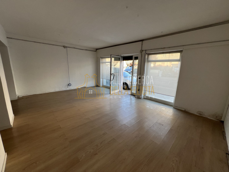 TORREBELVICINO: in zona di forte passaggio, proponiamo NEGOZIO AL PIANO TERRA. Cl. En. G IPE 175,...