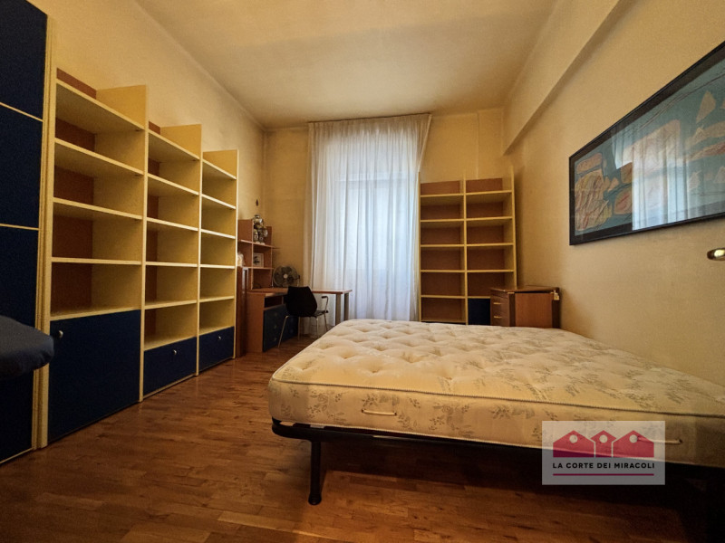 VIALE ROMA: TRICAMERE ARREDATO IN CENTRO STORICO. RICHIESTA EURO 1.200 + SPESE CONDOMINIALI RIF. ...