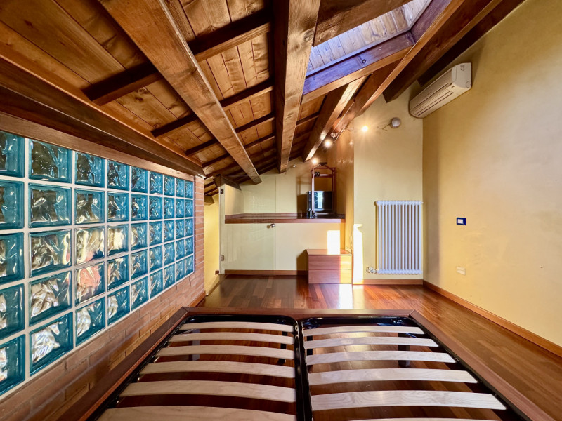 Malo - Mansarda con soppalco - Euro 86.000

Open House Day, Sabato 7 Febbraio dalle ore 10.00 all...