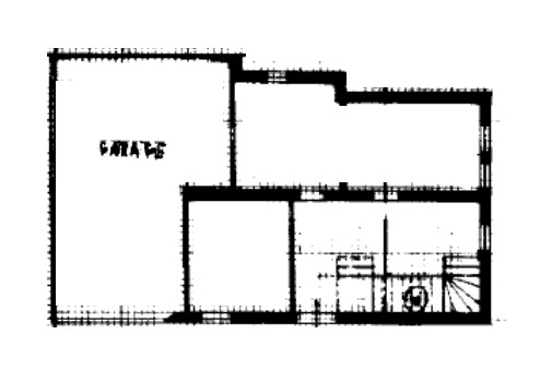 A Este, nella zona residenziale di Meggiaro Alto, proponiamo spaziosa casa singola con ottimi spa...