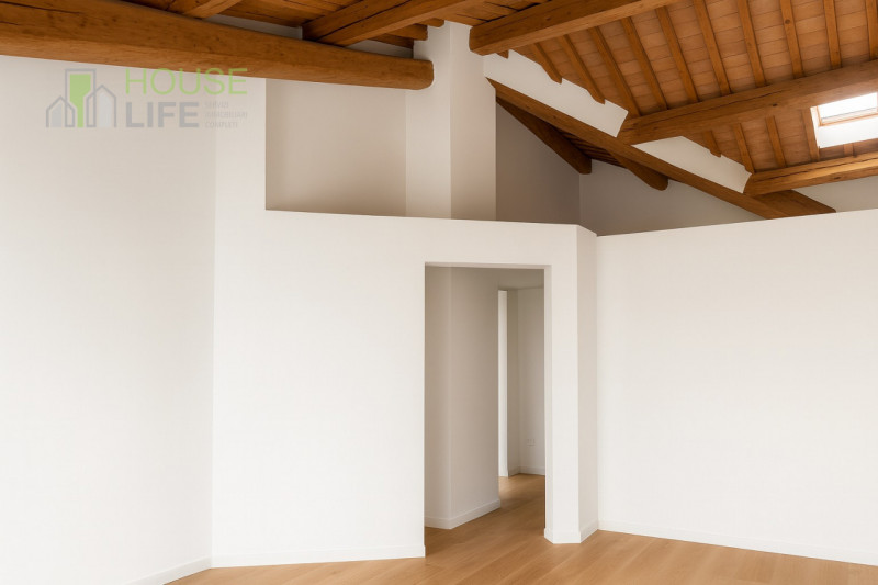 ZANE': In nuova ristrutturazione APPARTAMENTO BICAMERE con studio e soppalco, soggiorno, cucina a...