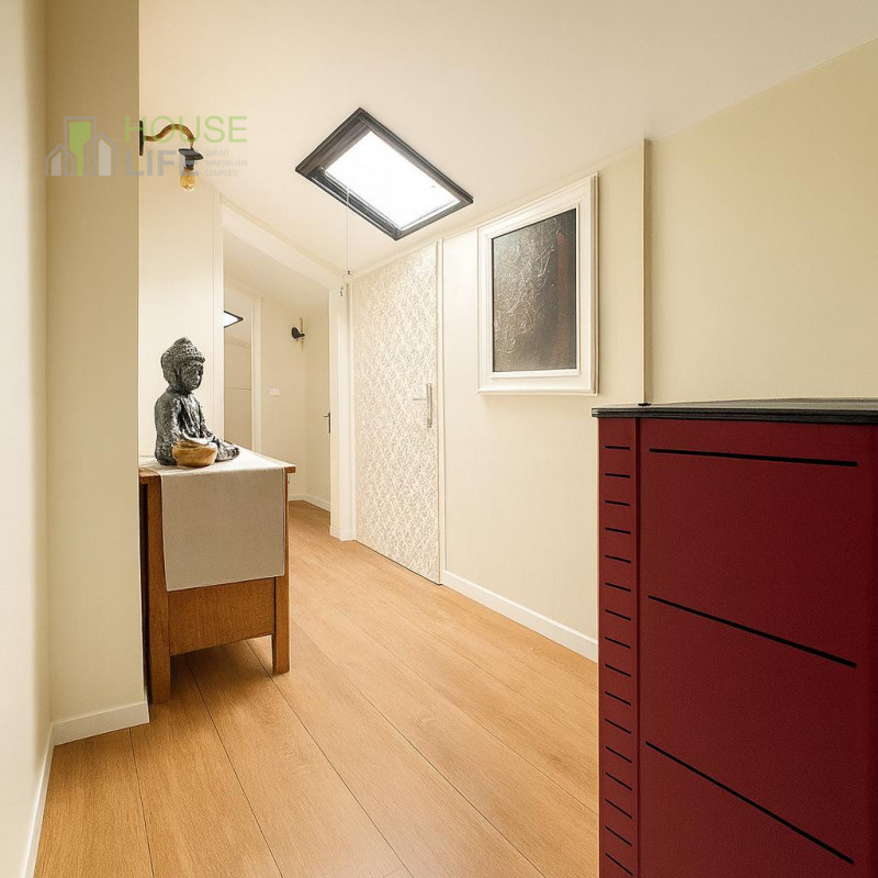 TORREBELVICINO: APPARTAMENTO TRILOCALE MANSARDATO posto al secondo piano composto da zona giorno ...