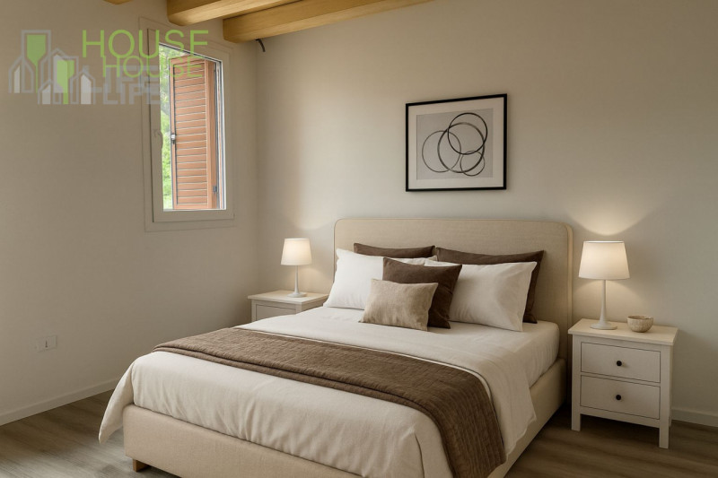 SCHIO - CENTRO: In contesto di tre unità di nuova ristrutturazione integrale, particolare MINI AP...