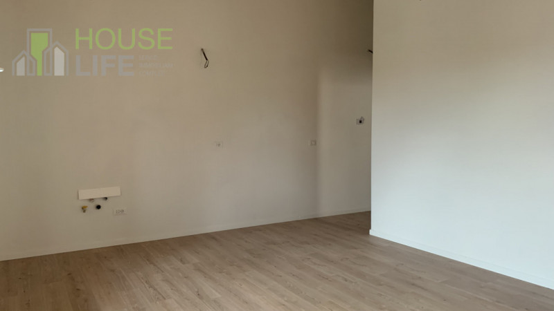 SCHIO - CENTRO: In contesto di tre unità di nuova ristrutturazione integrale, particolare MINI AP...