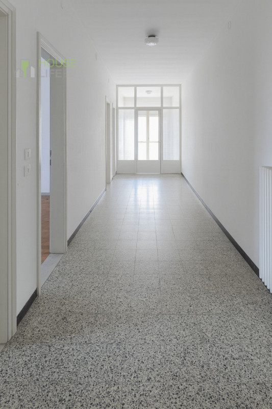 MONTE DI MALO – CAMPIPIANI: In posizione panoramica e tranquilla, all’interno della contrada cent...