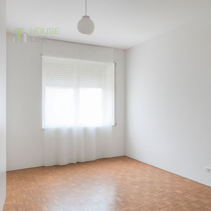 MONTE DI MALO – CAMPIPIANI: In posizione panoramica e tranquilla, all’interno della contrada cent...