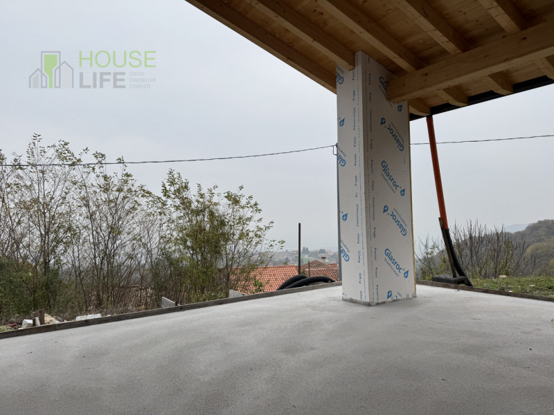 MONTE DI MALO: A 10 minuti dal paese di Malo VILLETTA indipendente Eco-Green in costruzione posta...