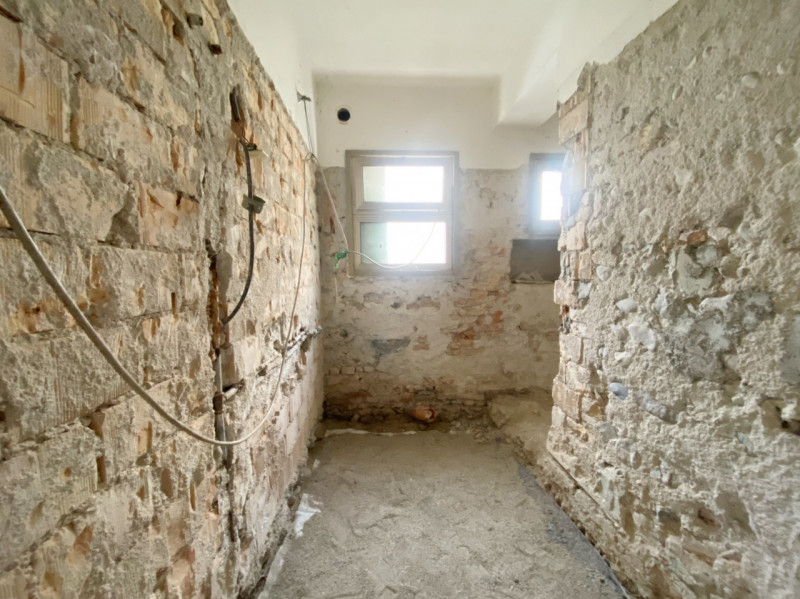 (Per INFO Mara 3481536890) A Maserada sul Piave, a pochi minuti di auto dal centro, proponiamo in...