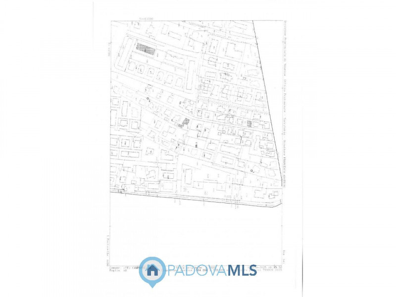 Immobile in esclusiva al Gruppo Padova MLS
In un'ottima posizione nel cuore del comune di Campono...