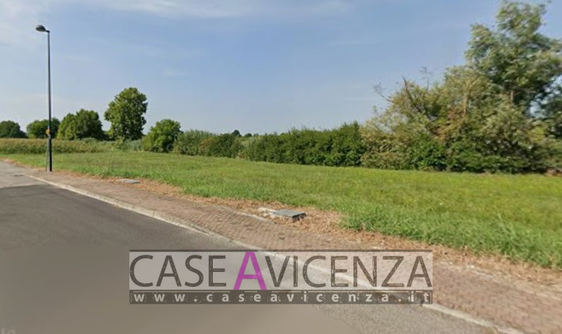 ALBETTONE - Lotto di terreno di 625,00 mq per struttura Bifamiliare o monofamiliare, possibile re...