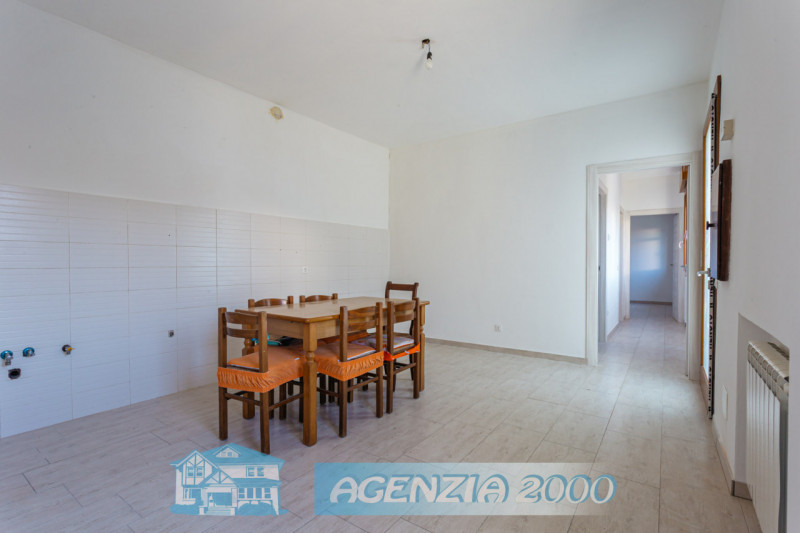 ECCOLA QUI !!! CASA SINGOLA TUTTA AL PIANO TERRA E RESTAURATA!!! VIENI A VIVERE A BAGNOLI DI SOPR...