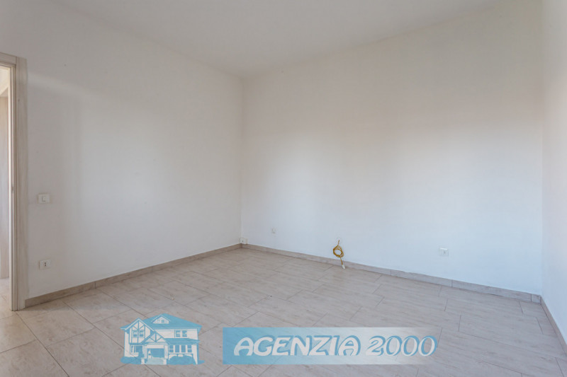 ECCOLA QUI !!! CASA SINGOLA TUTTA AL PIANO TERRA E RESTAURATA!!! VIENI A VIVERE A BAGNOLI DI SOPR...