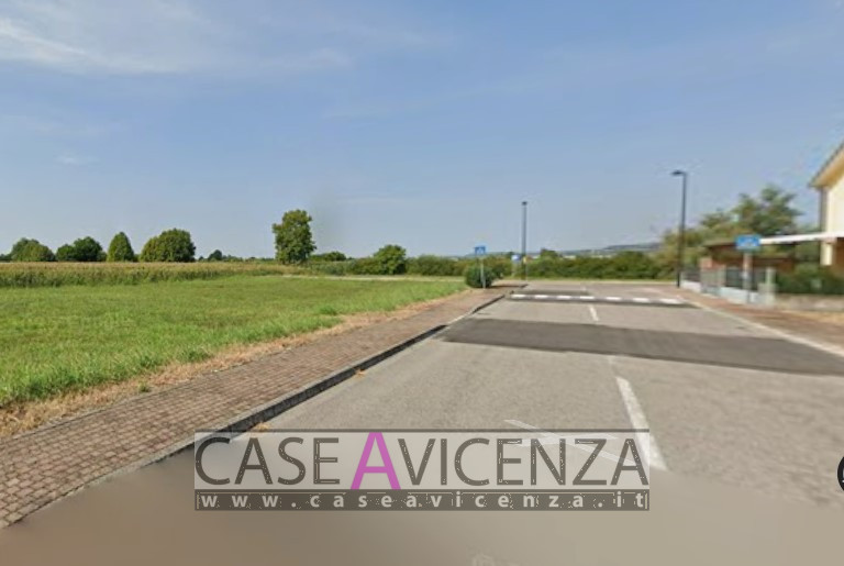 ALBETTONE - Lotto di terreno di 793,00 mq per struttura , Bifamiliare o monofamiliare, possibile ...