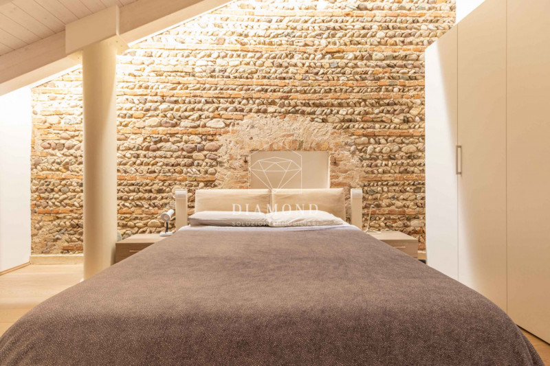 DISPONIBILE DAL 01 APRILE 2026.

Falzè di Trevignano: inserito in un curato e piacevole contesto ...