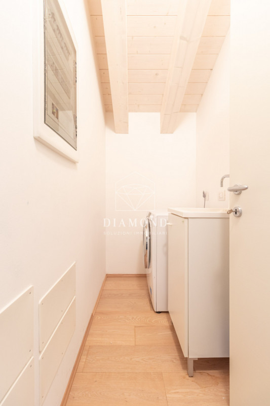 DISPONIBILE DAL 01 APRILE 2026.

Falzè di Trevignano: inserito in un curato e piacevole contesto ...