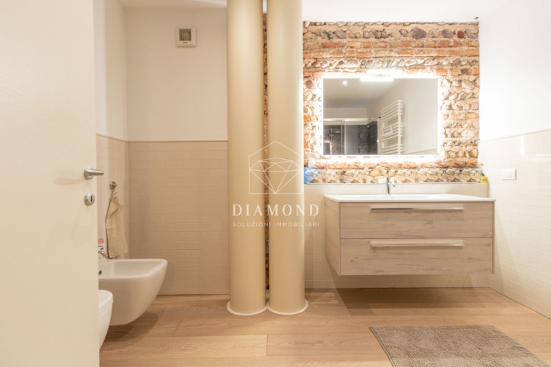 DISPONIBILE DA SUBITO.

Falzè di Trevignano: inserito in un curato e piacevole contesto in reside...