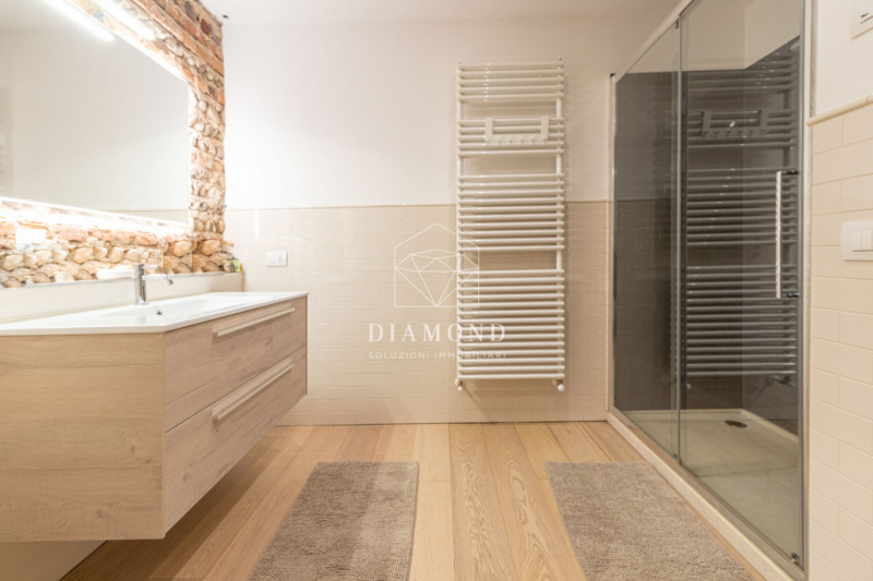 DISPONIBILE DA SUBITO.

Falzè di Trevignano: inserito in un curato e piacevole contesto in reside...