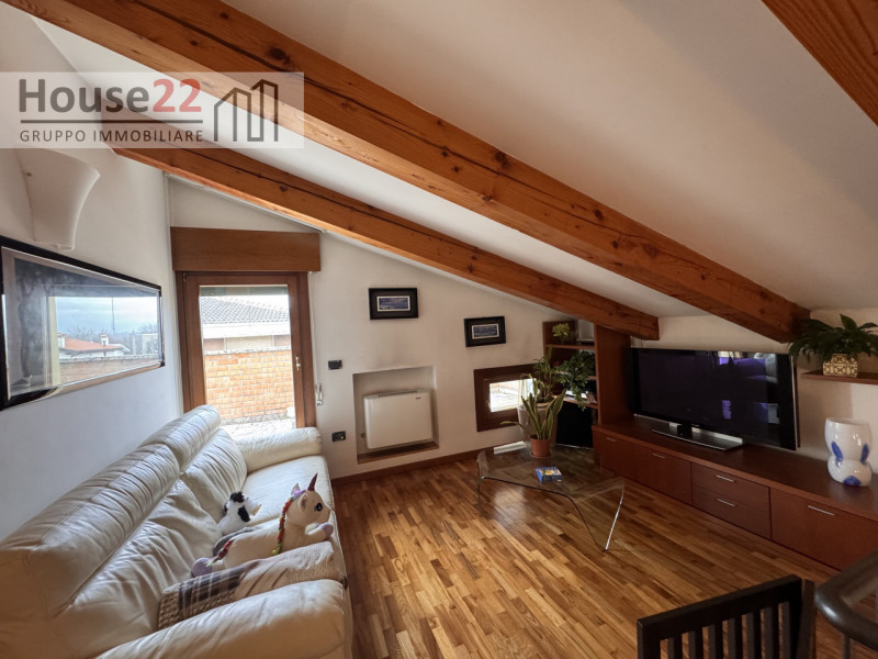 DUEVILLE-VICENZA. Scopri questa straordinaria OPPORTUNITA' IMMOBILIARE situata nel cuore di Duevi...