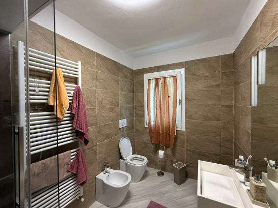 Rif. A.A.97-25

Vendita all'asta - Abitazione unifamiliare su 2 livelli in data 05 marzo 2026

De...