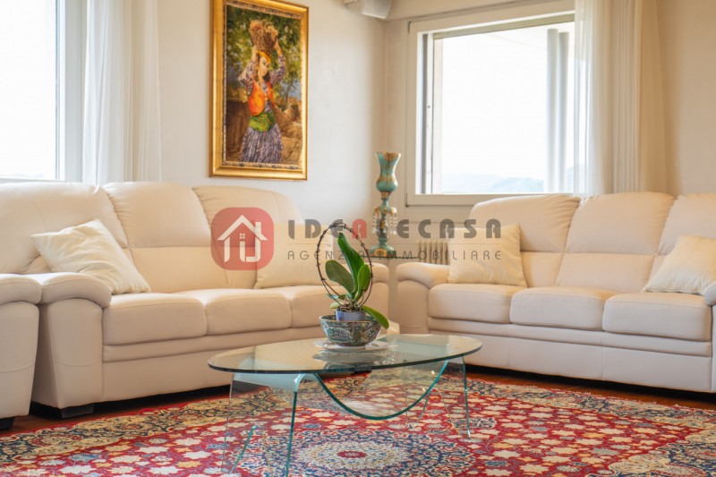 RIF: FR009 PADOVA - ABANO CENTRO Proponiamo in vendita nel centro di Abano Terme in contesto sign...