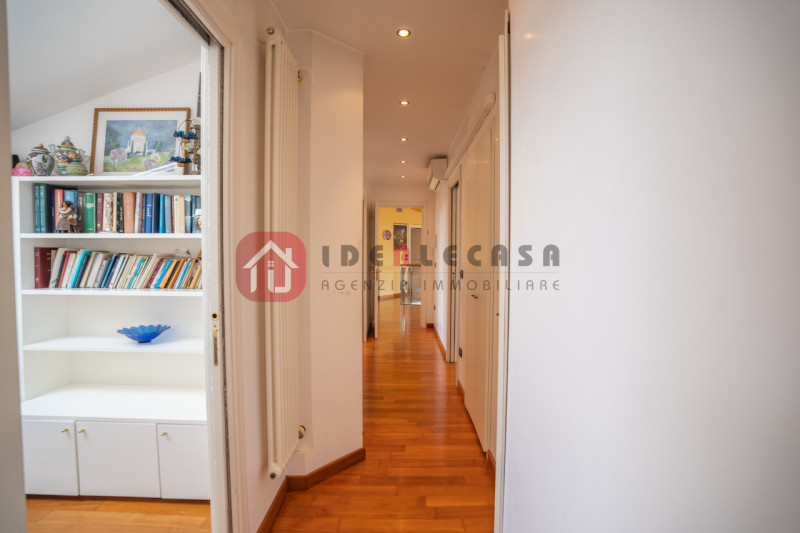 RIF: FR009 PADOVA - ABANO CENTRO Proponiamo in vendita nel centro di Abano Terme in contesto sign...