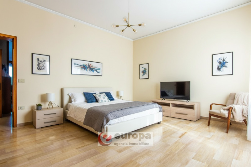 VICENZA, tra ANCONETTA ed OSPEDALETTO, offresi valida opportunità per due famiglie: una villetta ...