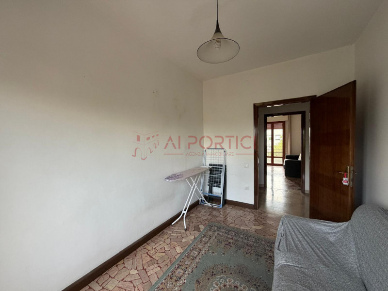 PIOVE DI SACCO – appartamento a pochi passi dal centro storico, posta al secondo piano in uno sta...