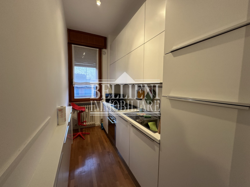 VIALE ROMA: Fuori dalle mura del centro storico e dalla ztl affittasi bicamere modernamente arred...