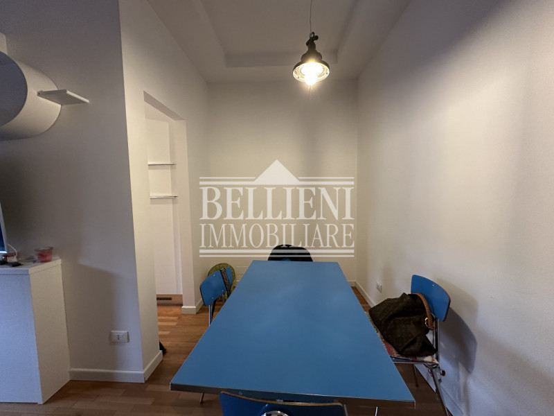 VIALE ROMA: Fuori dalle mura del centro storico e dalla ztl affittasi bicamere modernamente arred...