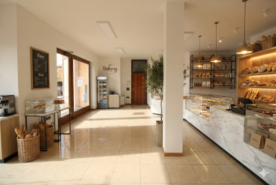 THIENE ZONA BOSCO
Sei alla ricerca di un locale commerciali con visibilità'?
Prezzo euro 800 mens...