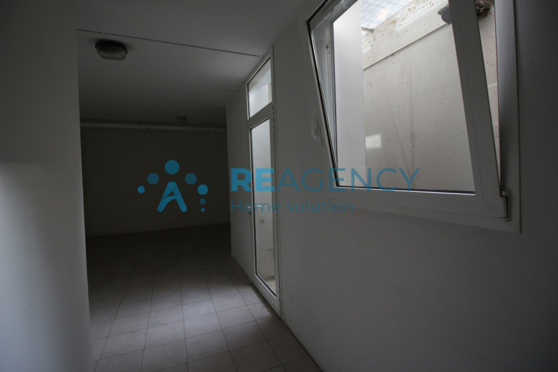 THIENE ZONA BOSCO
Sei alla ricerca di un locale commerciali con visibilità'?
Prezzo euro 800 mens...