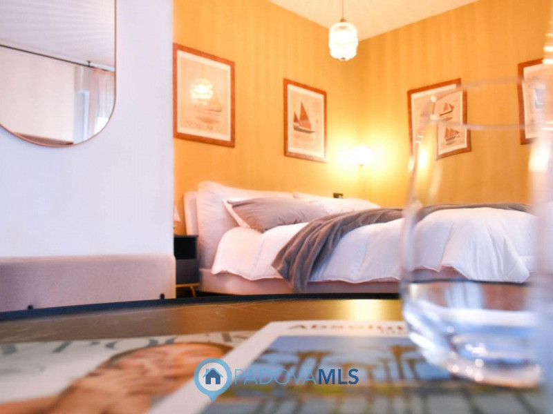 Immobile in esclusiva al Gruppo Padova MLS

Nel pieno centro storico di Padova, al terzo piano do...