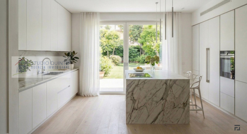 Il prezzo indicato è da intendersi promozionale, riservato alla fase di prenotazione su immobile ...