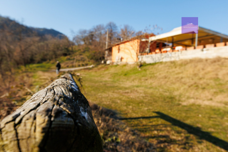 A Montegrotto Terme, sui Colli, c’è un tipo di casa che non si sceglie solo per i metri: si scegl...
