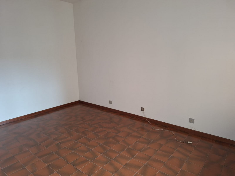 MALO centro: spazioso APPARTAMENTO BICAMERE al piano primo cucina soggiorno, bagno, due camere, c...