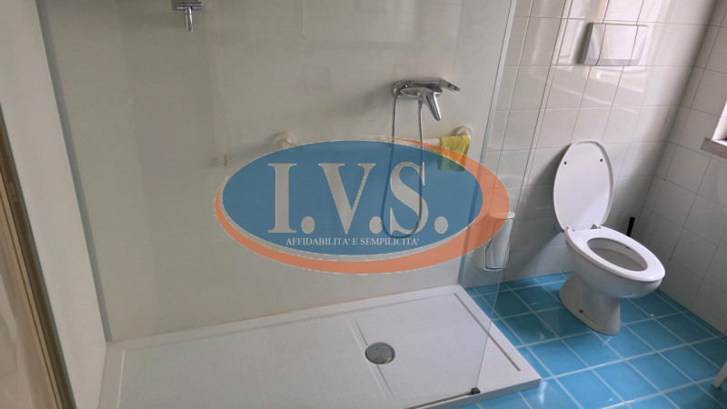 MONTEGALDA (VI): In posizione centralissima proponiamo PALAZZETTO SINGOLO caratterizzato dagli am...