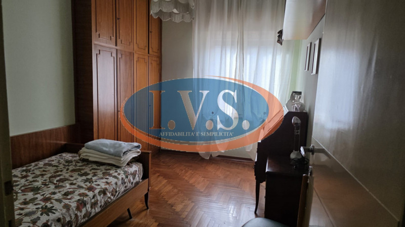 MONTEGALDA (VI): In posizione centralissima proponiamo PALAZZETTO SINGOLO caratterizzato dagli am...